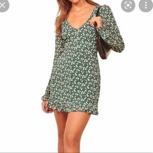 Reformation Elenor Dress in Vancouver Size 2